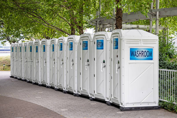 Portable bathroom rental in Erie, IL